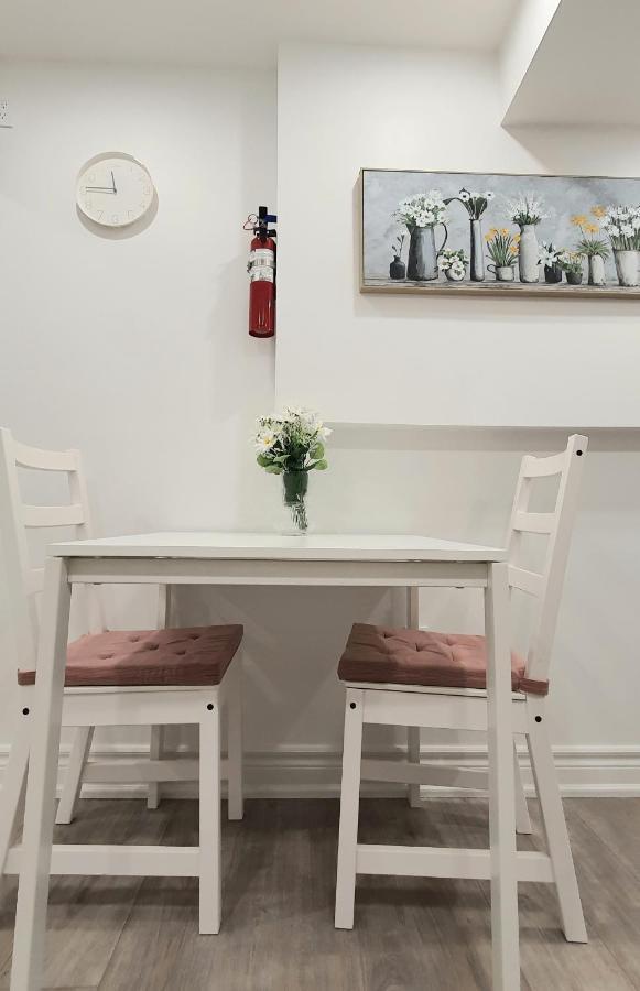 טורונטו A Home Away מראה חיצוני תמונה